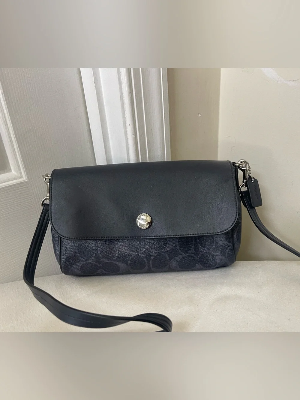 Coach crossbody featuring